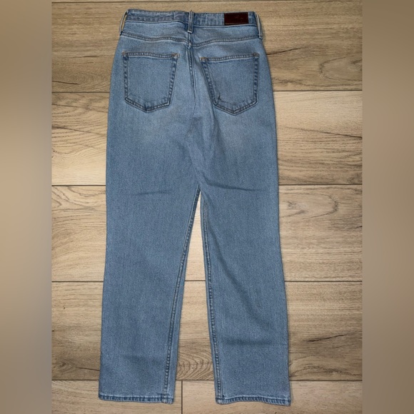 Hollister Jeans - Picture 5 of 5